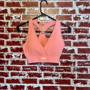 Bo+Tee Define Luxe Ribbed V-Neck Seamless Sports Bra Peach/Coral. Small